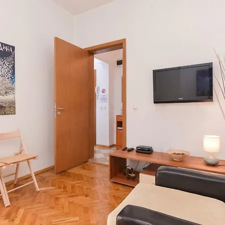 Apartment The Artist's | One Bedroom On Graf Ignatiev