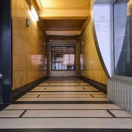 The Artist's | One Bedroom On Graf Ignatiev Sofia