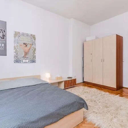 The Artist's | One Bedroom On Graf Ignatiev Apartment
